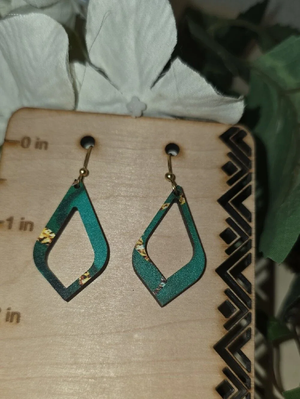 Green Geometric Drop Earrings - Women Jewelry